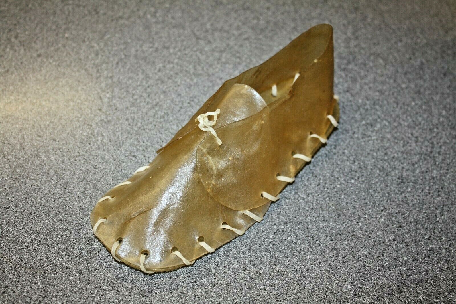 QUALITY NATURAL RAWHIDE SHOES DOG CHEWS/TREATS VARIOUS SIZES NEW! eBay