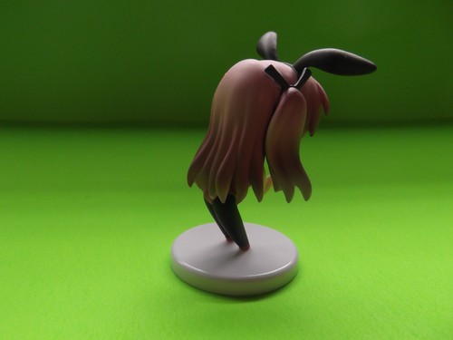 To Heart 2 Lucy Maria Misora 2.5"in Figure w/Bunny Ears Getting ready to Drink - Picture 6 of 9