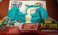 Robo Alive Dino Action Pterodactyl by ZURU Wings Open and Roars NEW