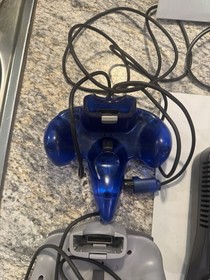 Nintendo 64 N64 Console Bundle 2 Controllers Untested Powers On