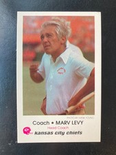 1979 KANSAS CITY CHIEFS POLICE HARDEE'S MARV LEVY ROOKIE CARD B. rookie card picture