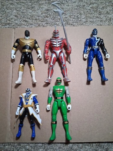 Power Rangers Action Figures - Lot of 5 - Vintage & Modern