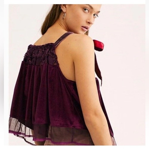 NUOVO Free People Antionette top in velluto a nastro taglia XS bordeaux - Foto 3 di 10