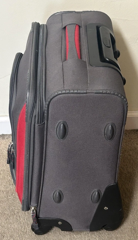 Equipaje de viaje Nautica ruedas rodantes rojo y gris, 4w Foto 3 de 4