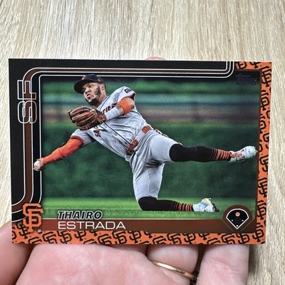 2025 Topps Series 1 Thairo Estrada #2 Thairo Estrada 2 team border