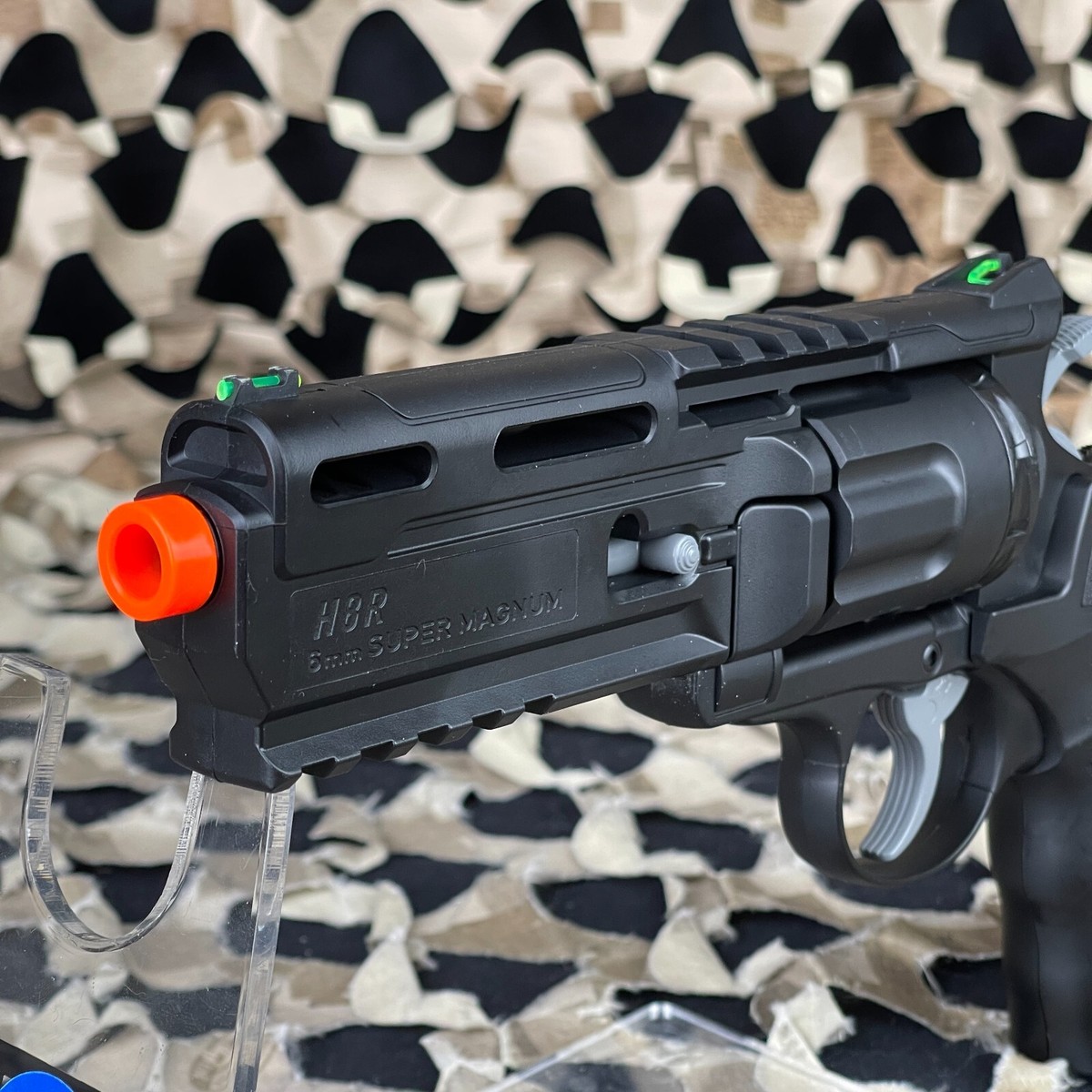 NEW Elite Force H8R Revolver CO2 Airsoft Pistol - Black NEW Elite Force H8R Revolver CO2 Airsoft Pistol - Black