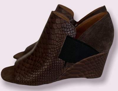Donald Pliner Lizzy Snakeskin Leather 