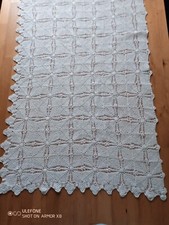 VINTAGE - CENTRO TAVOLA  RUNNER - FATTO A MANO UNCINETTO DALLA NONNA   COPERTINA