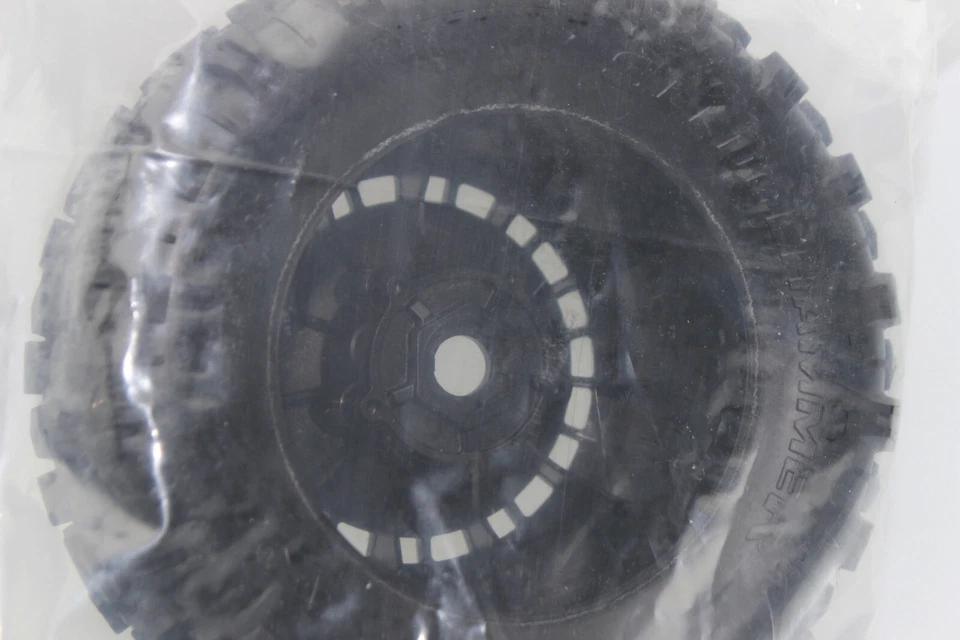 TRAXXAS TRX 9572  Sledgehammer Reifen 3.8 auf Felge mit Abdeckung grau Sledge - Bild 4 von 4