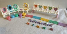 Vtg Lot 2 Tyco Quints Vanity for 5 Rocking Chair Playsets Blanket Rattle Brush
