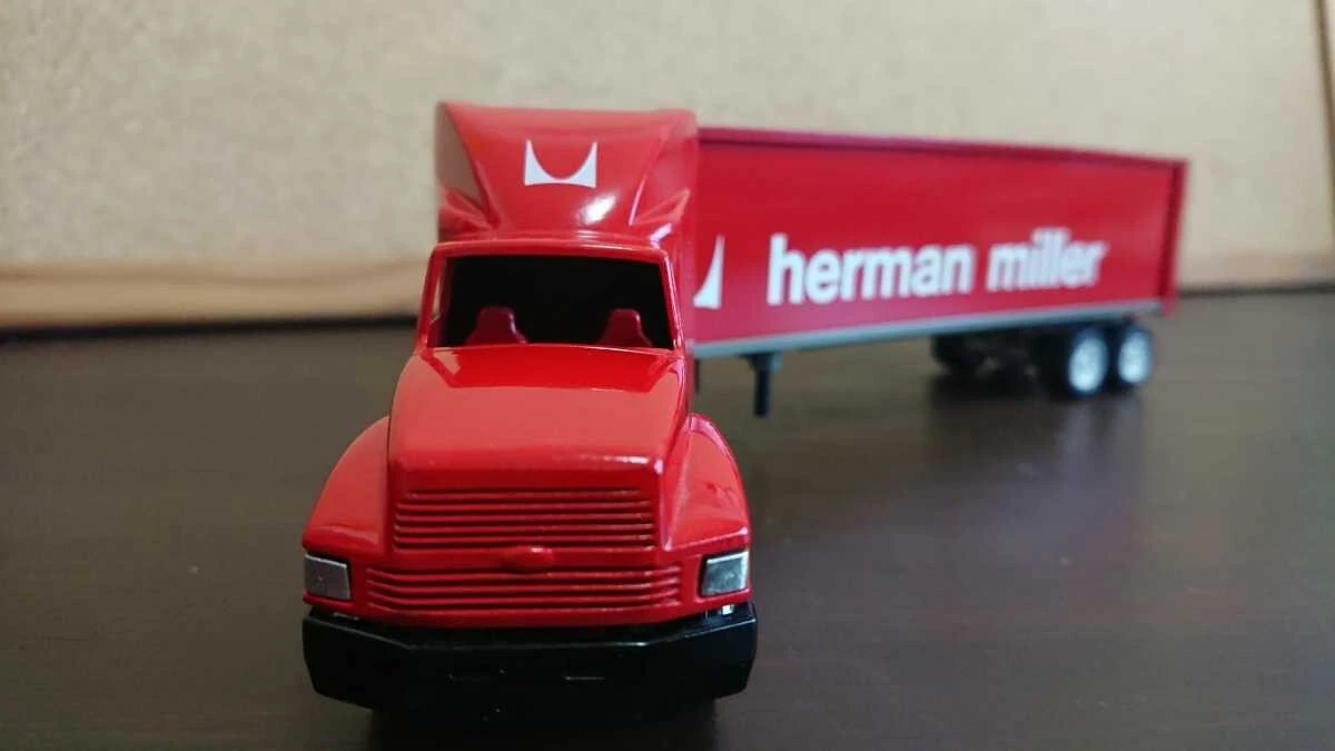 Herman Miller Eames WINROSS Initial Logo Trailer Truck Aluminum