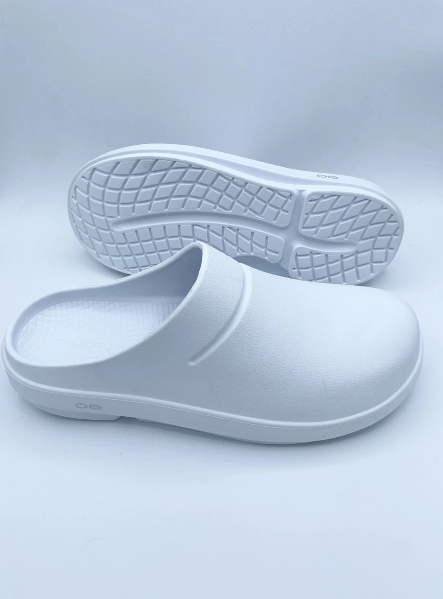 Oofos deals clogs mens