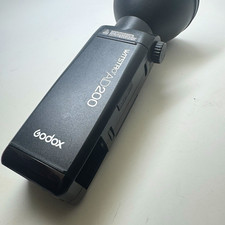 Godox Witstro AD200 200W Battery Powered Strobe Flash Black Wireless Trigger