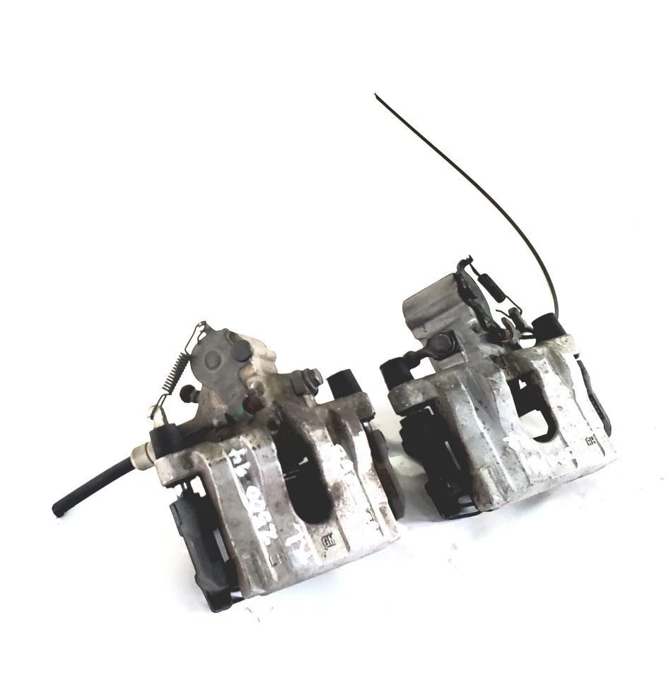 2009 2010 Chevrolet Cobalt OEM Pair Of Rear Brake Caliper  - Image 3 of 4