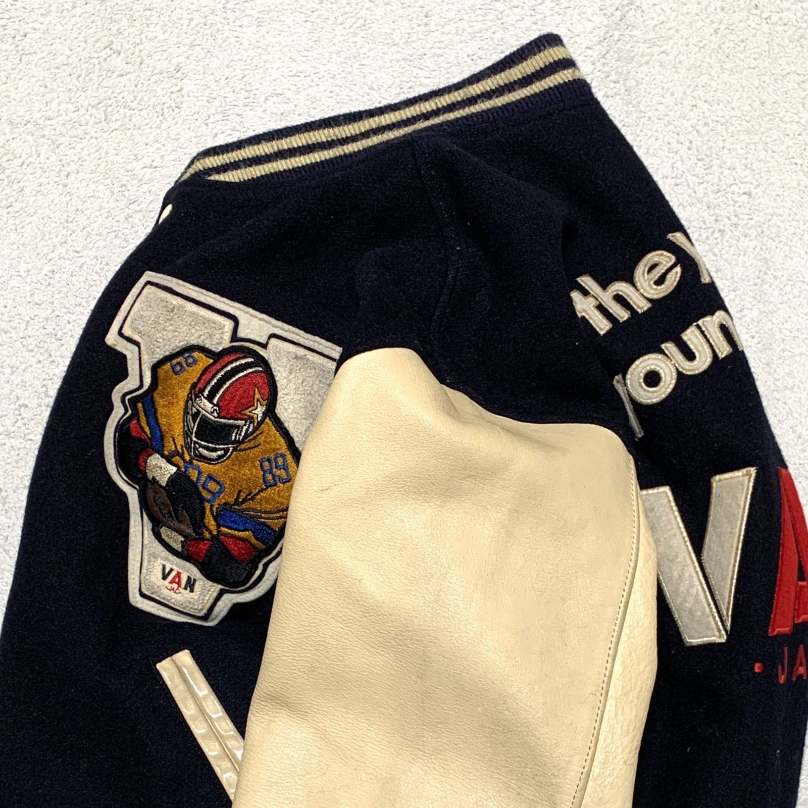 VAN JACKET Stadium jacket Varsity jacket Award ja… - image 12