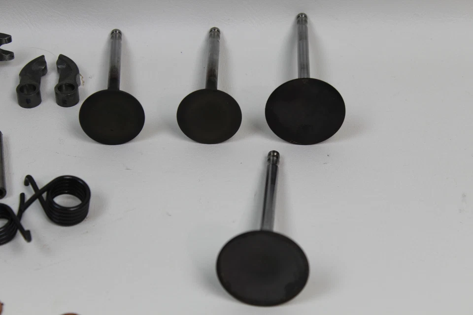 Ducati Monster 1200R 1200 R 18-19 Engine Intake Exhaust Valves Valve Rocker Arms - Image 2 of 4