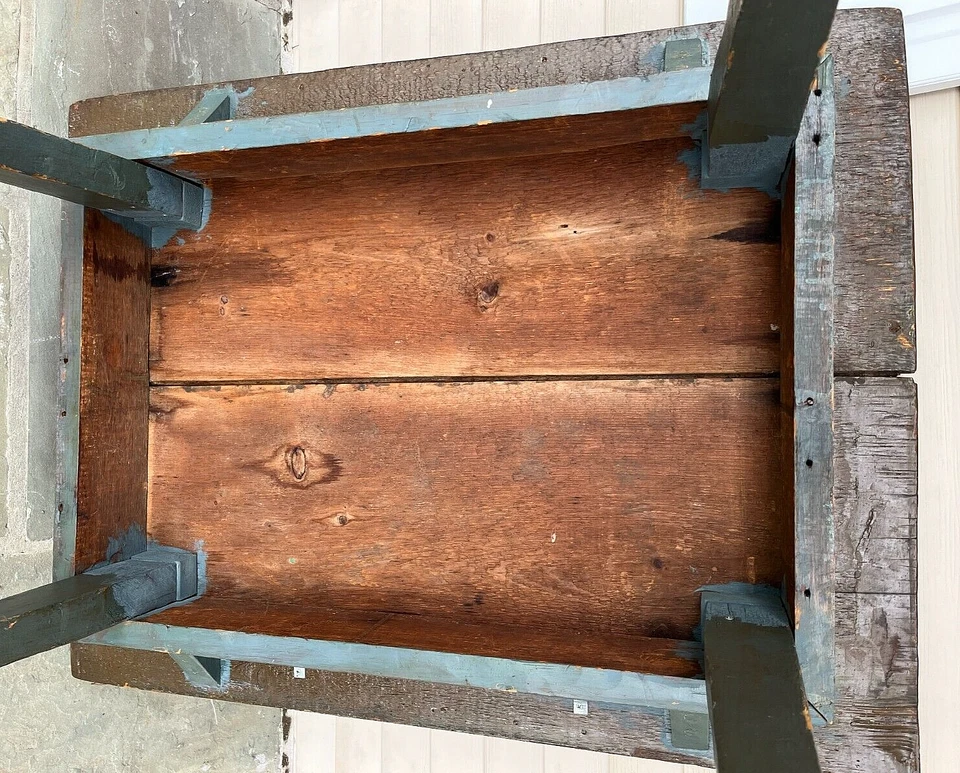 ANTIGUA MESA DE TRABAJO AGRÍCOLA PRIMITIVA AMERICANA DEL SIGLO XIX EXFOLIANTE PINTURA AZUL ANTIGUA PINO Foto 4 de 4