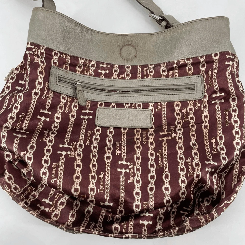 Bolso Hobo Bandolera Tignanello Para Mujer Forrado de Cuero Gris Plateado Metálico Grande Foto 4 de 4