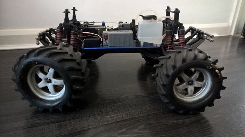 Traxxas TMAXX 1/10 1/8 NITRO monster truck Rc 2.5 3.3 4WD T MaXX revo Classic - Picture 18 of 18