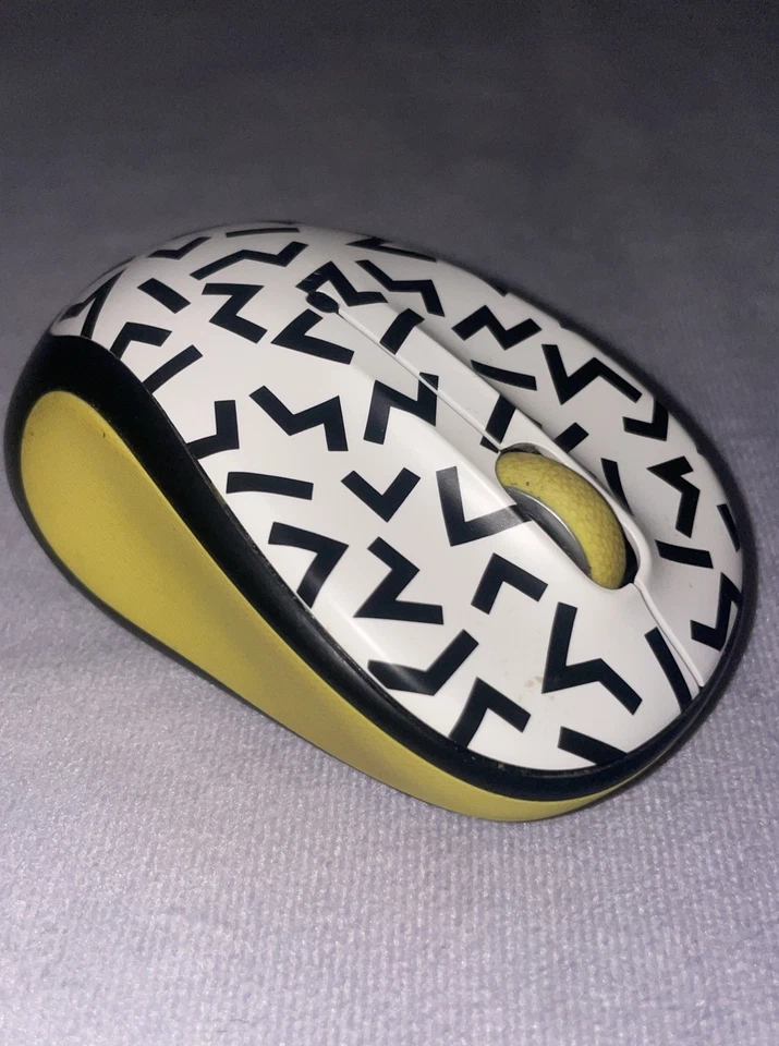 Logitech Wireless Optical Mouse M325C Party Collection Yellow Zigzag - Image 4 of 4