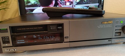Sony EV-S1000E Video8 Hi8-Recorder / PCM Stereo PAL - Bild 4 von 20