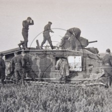 Foto 2WK Wehrmacht Panzer Renault Char B1 Battle Frankreich Tank Destroyed [D9a]
