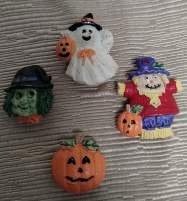 HALLOWEEN Button Covers Trick or Treat Bag Pumpkin Witch Ghost Set Of 4-VINTAGE