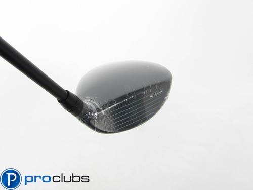 NEW Left Handed Cobra DARKSPEED LS Ti 14.5* 3 WOOD -HZRDUS 70g 6.5 X-Flex 450091 - Picture 2 of 4