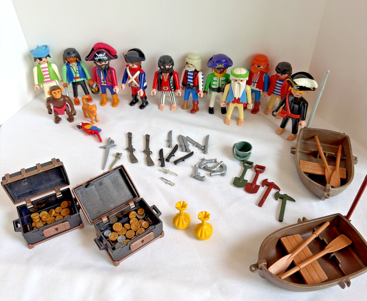 playmobil　6点まとめ売り Playmobil Pirates Mixed Lot Of Figures, Row Boats, Weapons & More