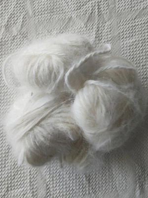Anny Blatt 100 % Angora d´anny blatt 30 Gr. Weiß ohne Banderole - Bild 1 von 2