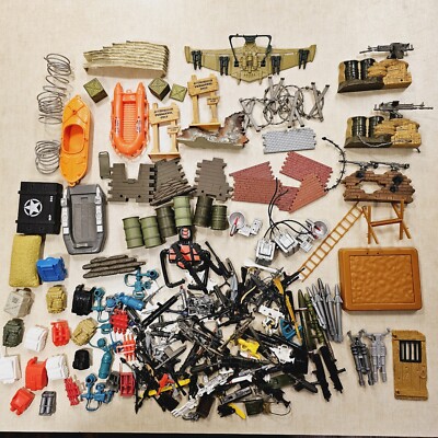 Vintage Corps 210 Accessories Lot 3.75 Remco Boley Lanard Chap Mei GI Joe KO 90s