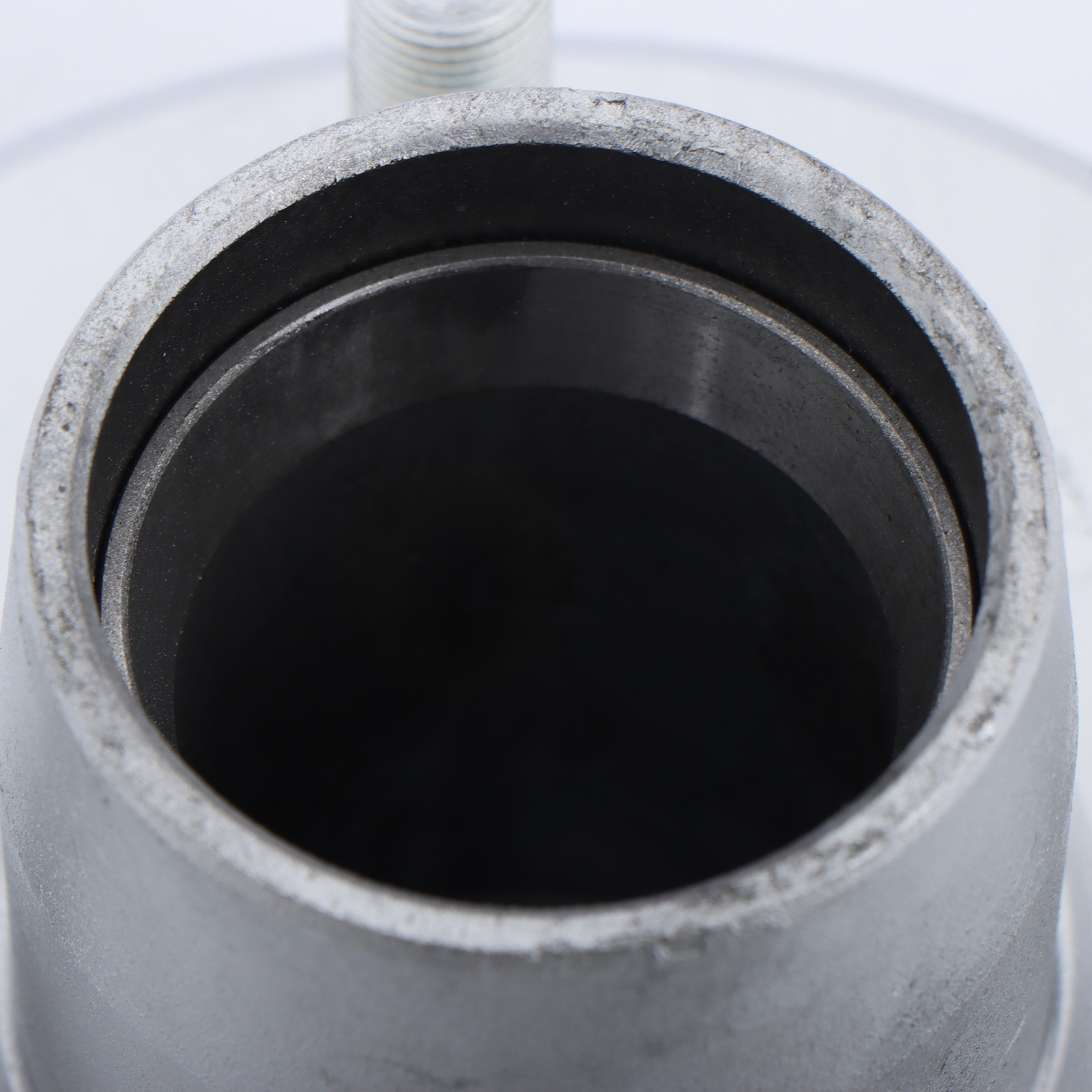 Set of 2 Trailer Axle Kits With 4 on 4" Bolt Idler 1" Hub & Round Bt8 Spindle