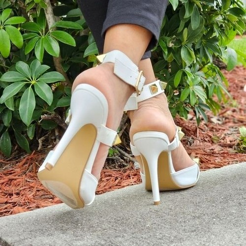 Women's White Rockstud Ankle Strap Pump - Picture 6 of 6