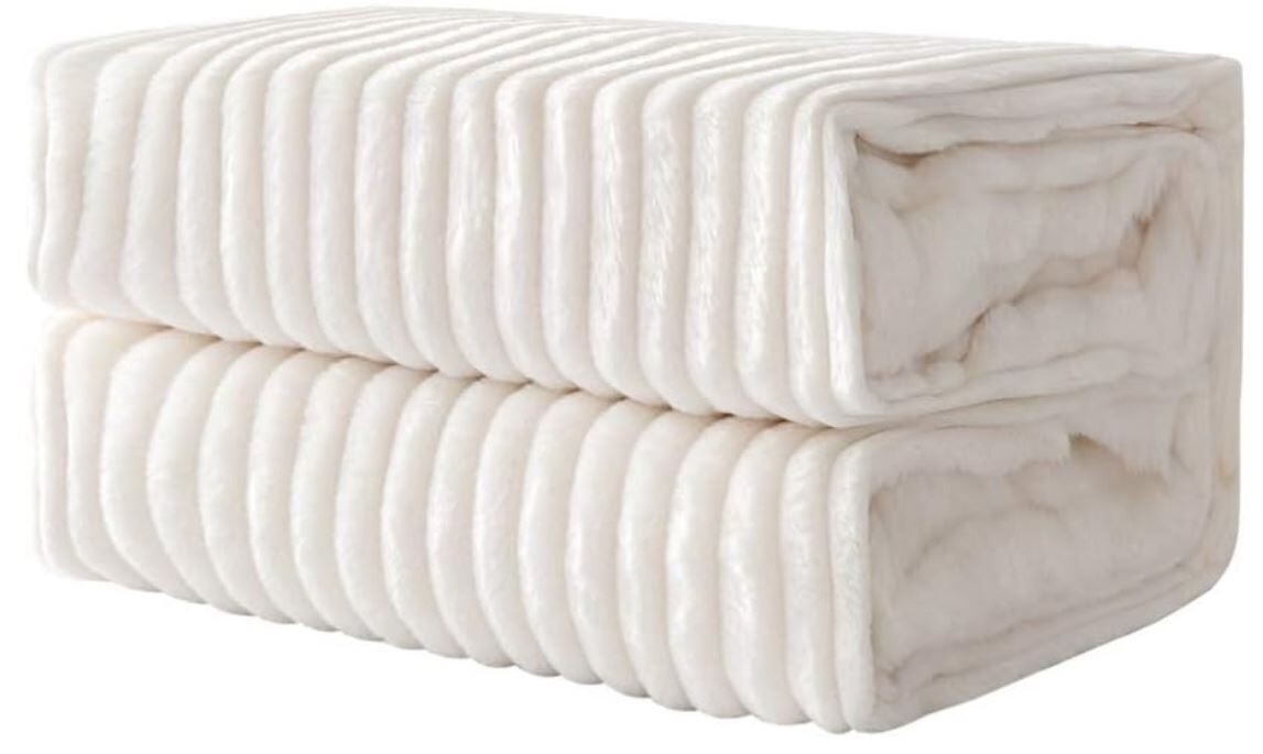 Plaid flanelle velours couverture de lit chaude et legere pour chambre et salon