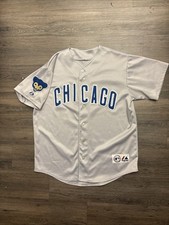 Vintage Majestic Chicago Cubs Grey Road Jersey Size Men  s Large