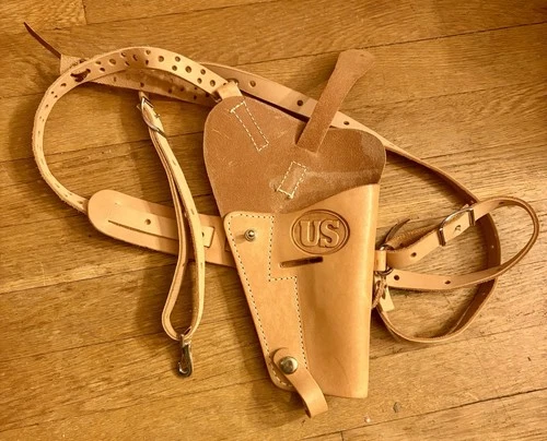 WW2 US M7 Tanker Shoulder Holster - Brown Leather American Military Reproduction