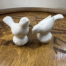 Ceramic WHITE DOVE SALT & PEPPER SHAKERS