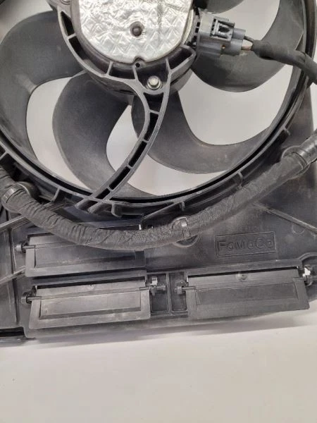 13-16 LINCOLN MKZ Radiator Fan Motor Fan Assembly VIN 9 8th Digit Turbo DG9Z8C60 Foto 3 de 4