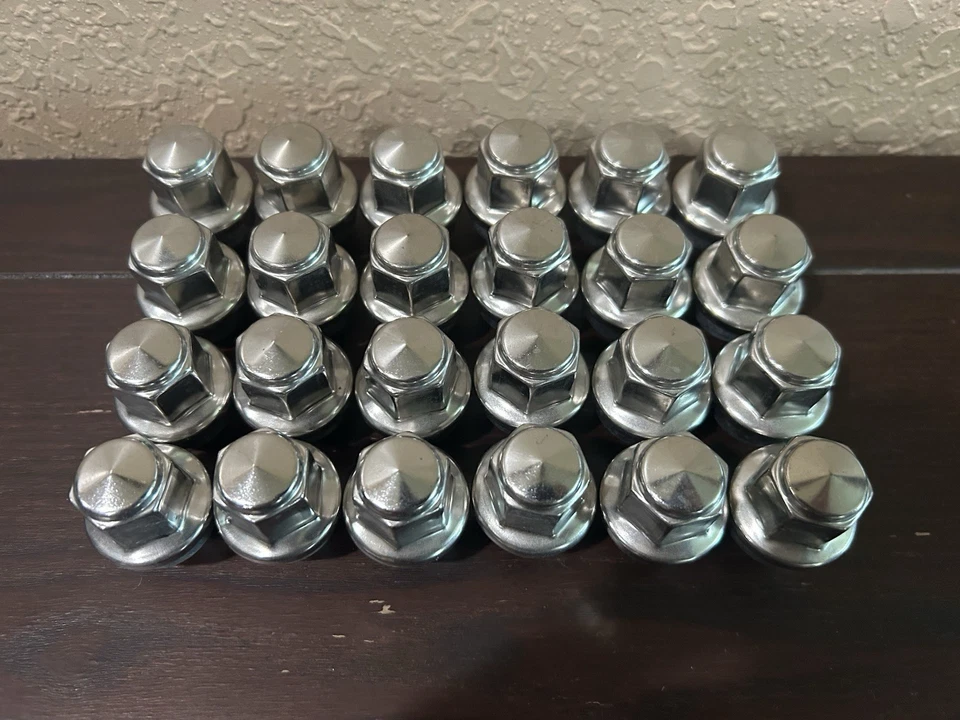 Ford F150 14x1.5 OEM de fábrica tuercas de acero inoxidable juego de 24 tuercas 2015 a 2025 Foto 3 de 4