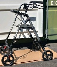 Foldable Lightweight Walker, rollator with seat & handbreaks