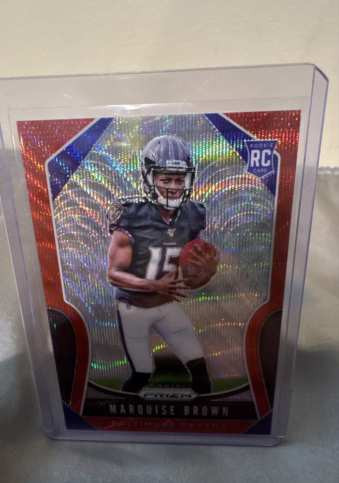 2019 Panini Prizm - Rookies Marquise Brown #341 Red Wave Prizm /149 (RC)