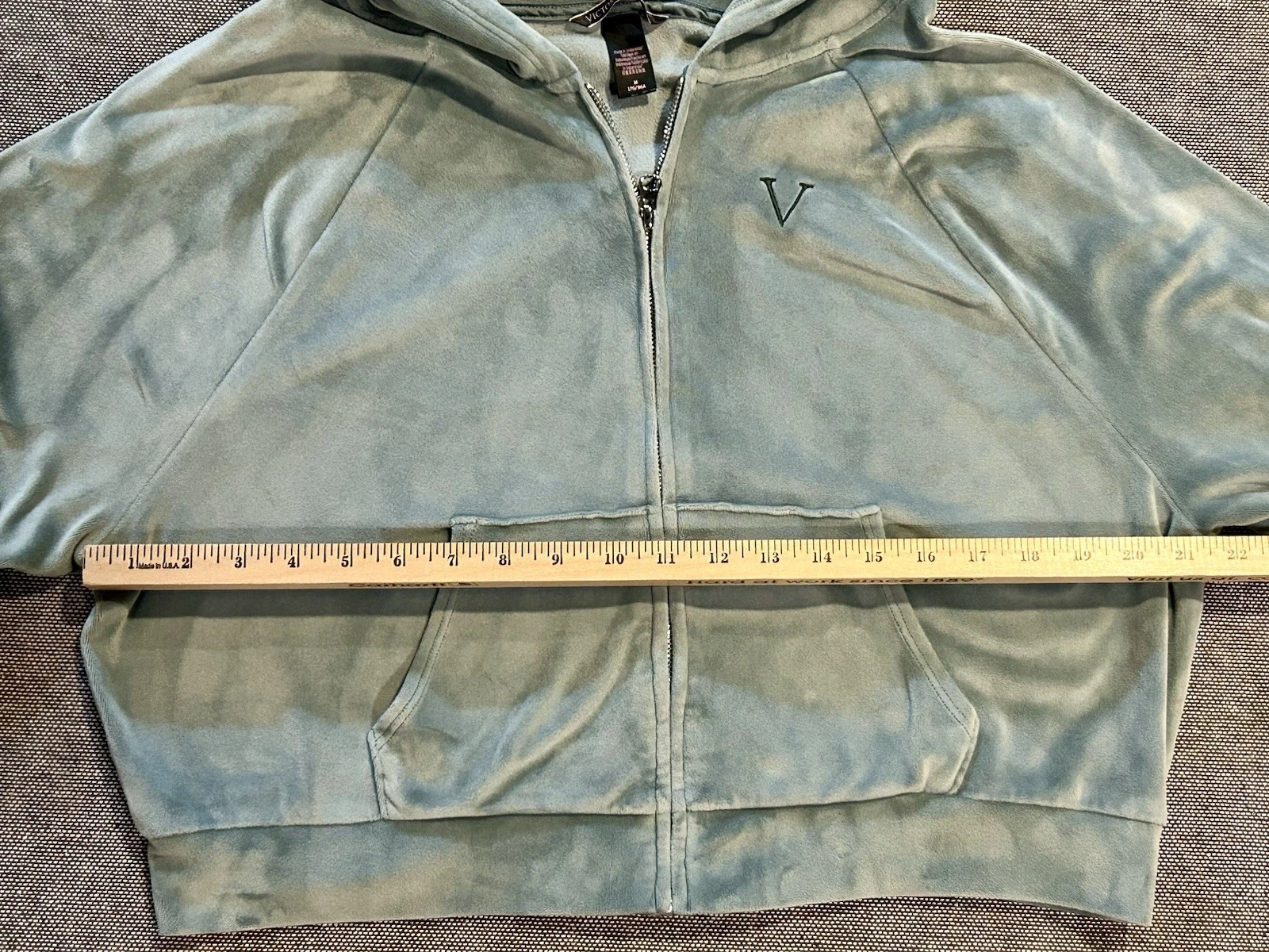 UNDERCOVER Felpa con cappuccio Victoria’s Secret cropped taglia M velluto verde acqua tasche zip intera accogliente morbida