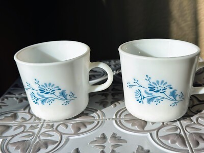 2 Vintage White Blue Flowers #28 Corning Coffee Tea Mugs Cups 8 oz