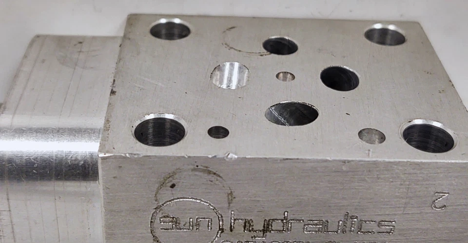 Sun Hydraulics PBDB-LAN-EBP Pressure Reducing Valve - Image 3 of 4