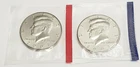 2001 P & D KENNEDY HALF DOLLAR SET  (2 COINS)  *MINT CELLO*   **FREE SHIPPING**