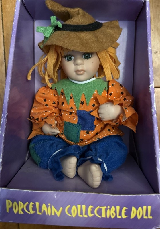 Happy Halloween Porcelain Collectible Doll Scarecrow 6" Handpaint/Custom Clothes