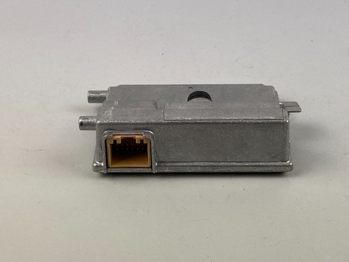 Volkswagen Golf MK8 Front Windshield Lane Assist Camera 5WA980653C - Imagen 4 de 6