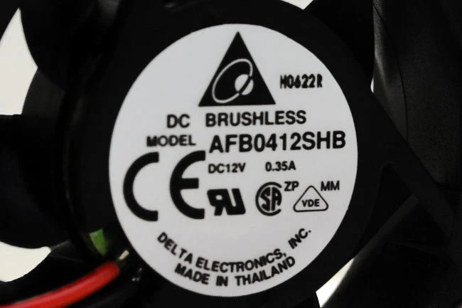 Ventilador Delta DC 40 x 40 x 15 mm 12 V CC AFB0412SHB Ventilador axial sin escobillas de 2 cables Foto 4 de 4