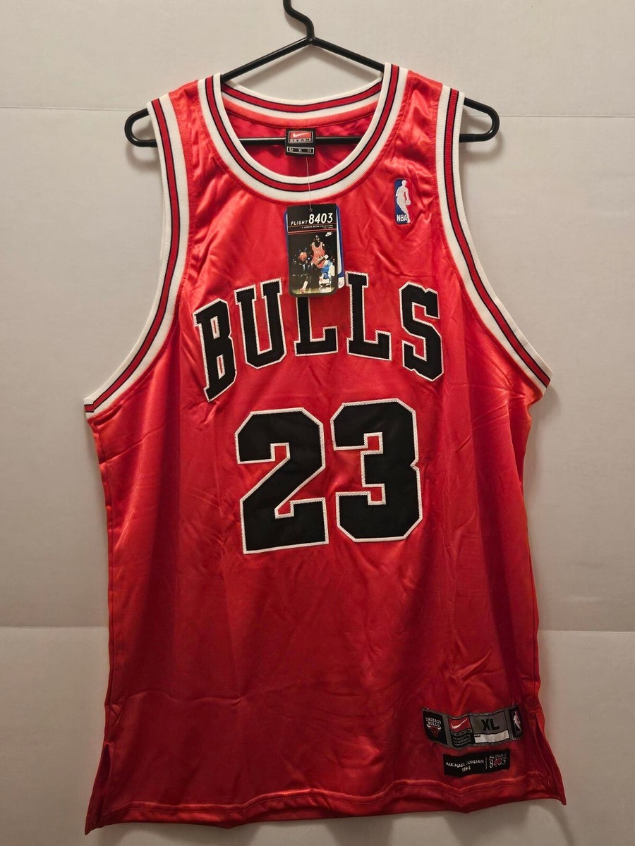【ナイキ】NBA CHICAGO BULLS JORDAN #23ユニフォーム Nike Authentic Michael Jordan Chicago Bulls 23 Jersey Red XL