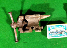 Vintage Jeweller's Miniature Vice with Anvil - Jewellers, Clock or Watchmakers